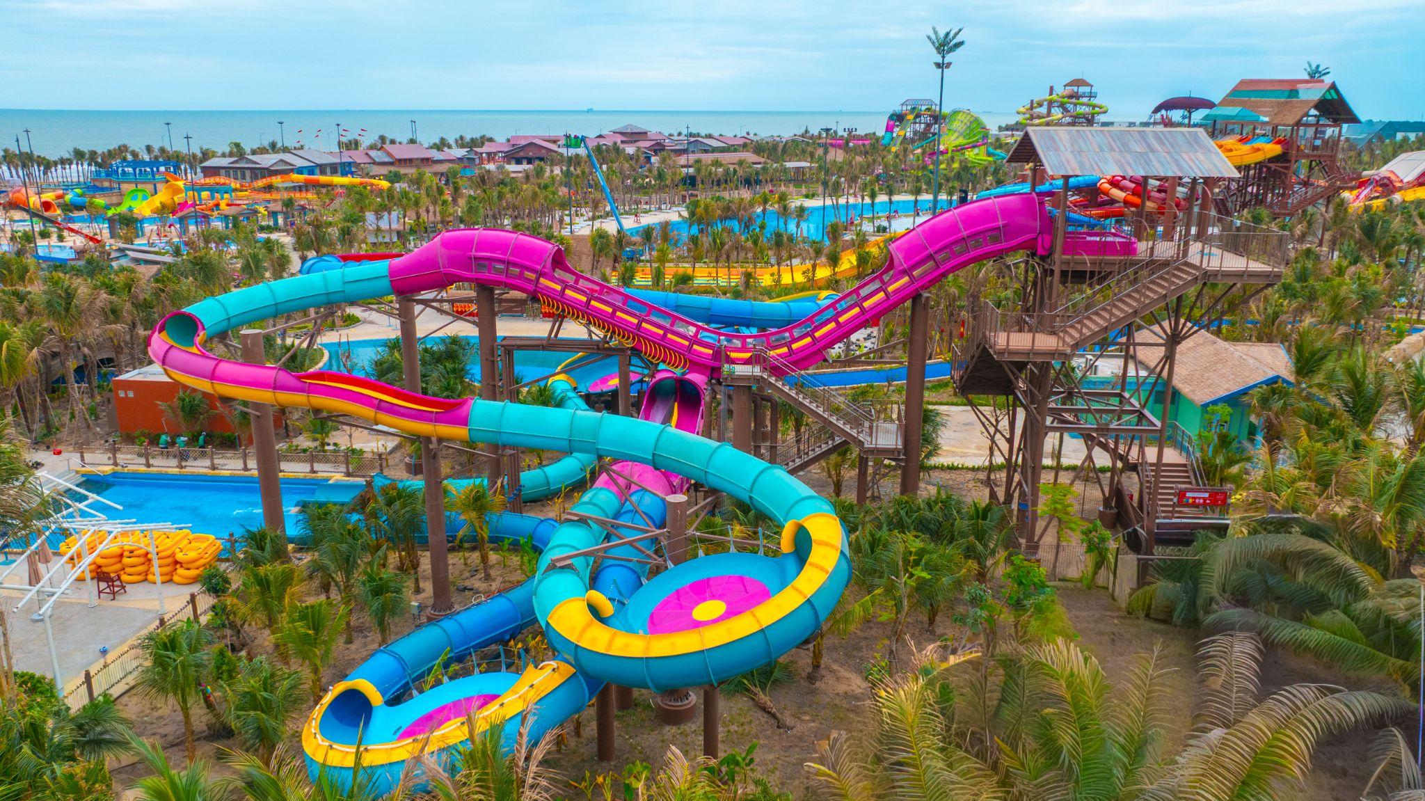 Công viên nước Sun World Vung Tau sẽ bắn pháo hoa vào mỗi cuối tuần từ ngày 30/05/2026 - 3