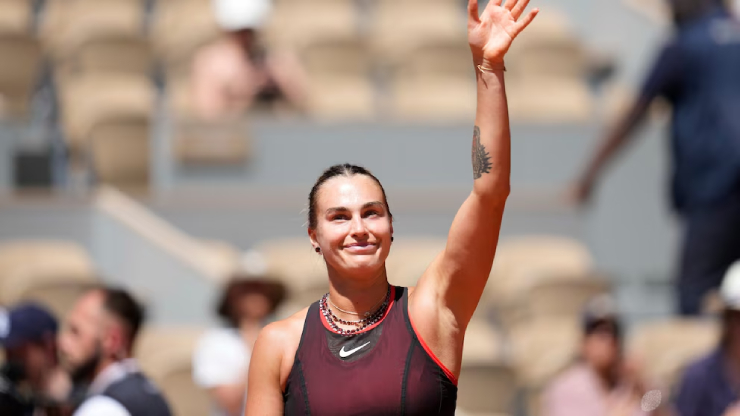 Sabalenka dát 2,7 tỷ đồng lên người, hóa "Nữ hoàng xuyên thấu" ở Roland Garros - 1