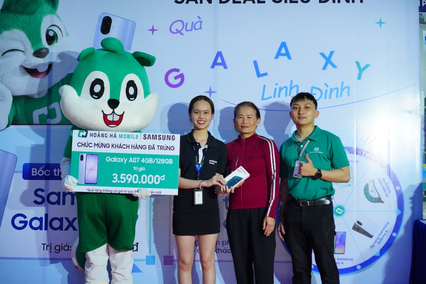 Sóc-Ola Xuyên Việt Tặng Quà: Hoàng Hà Mobile khuấy động mùa hè với hàng nghìn phần quà hấp dẫn - 4