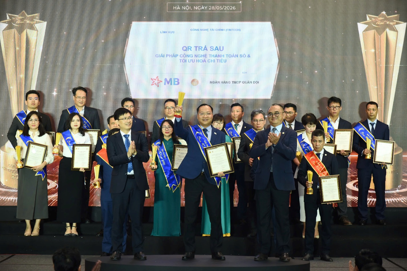 MB ghi dấu ấn với 5 giải thưởng Sao Khuê 2026  - 4