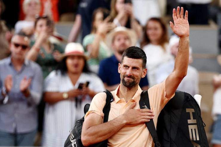 Fonseca thắng lịch sử Djokovic: Tung 3 "cú đấm chí tử" ở Roland Garros - 2