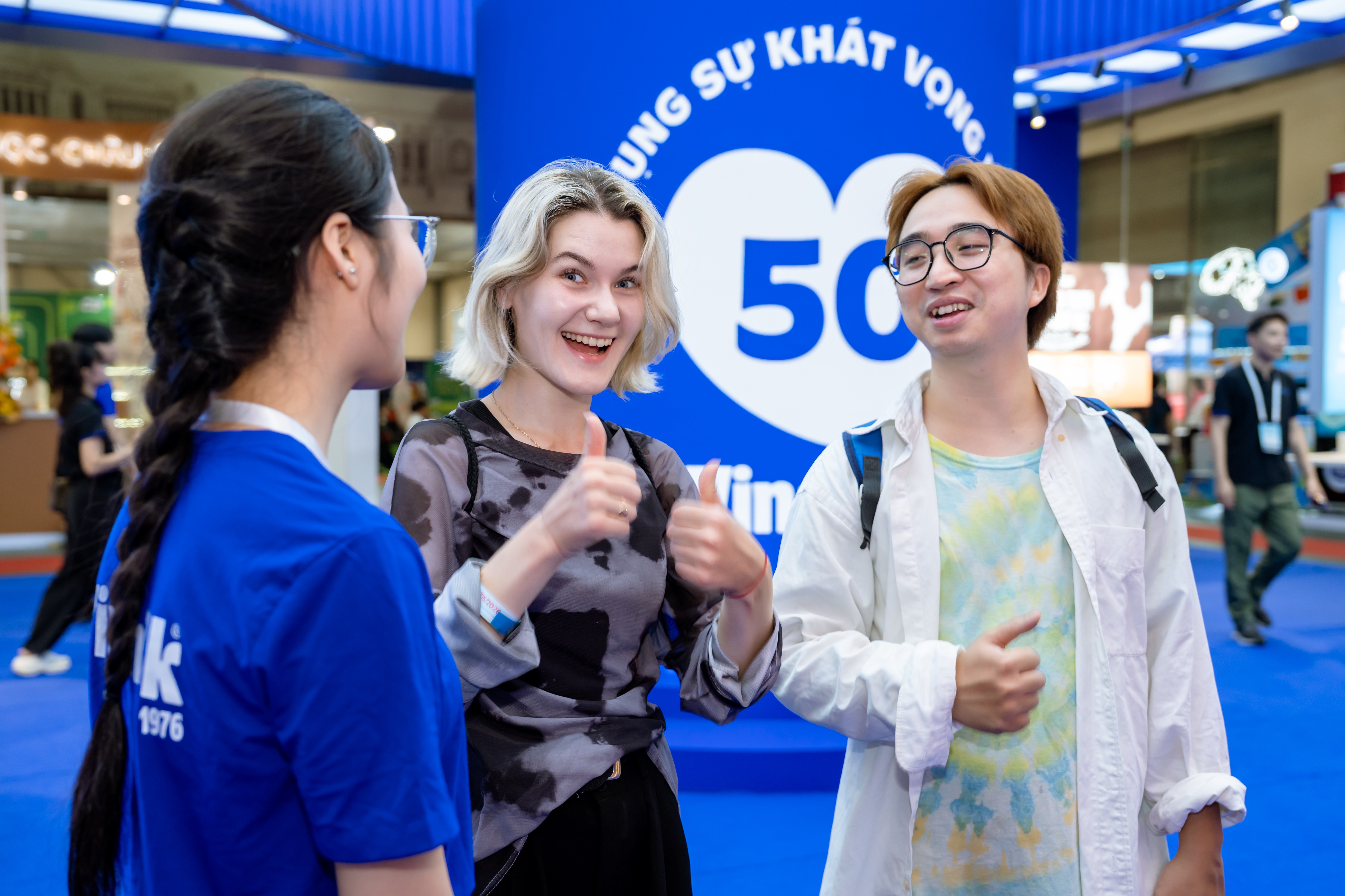 Tái hiện 50 năm phụng sự bằng trải nghiệm, gian hàng Vinamilk hút khách tại triển lãm sữa 2026 - 1