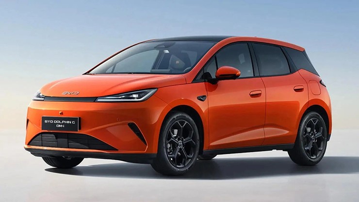 Vừa mở bán tại Việt Nam, BYD Dolphin đã có thêm bản hybrid chạy tới 1.000 km - 1