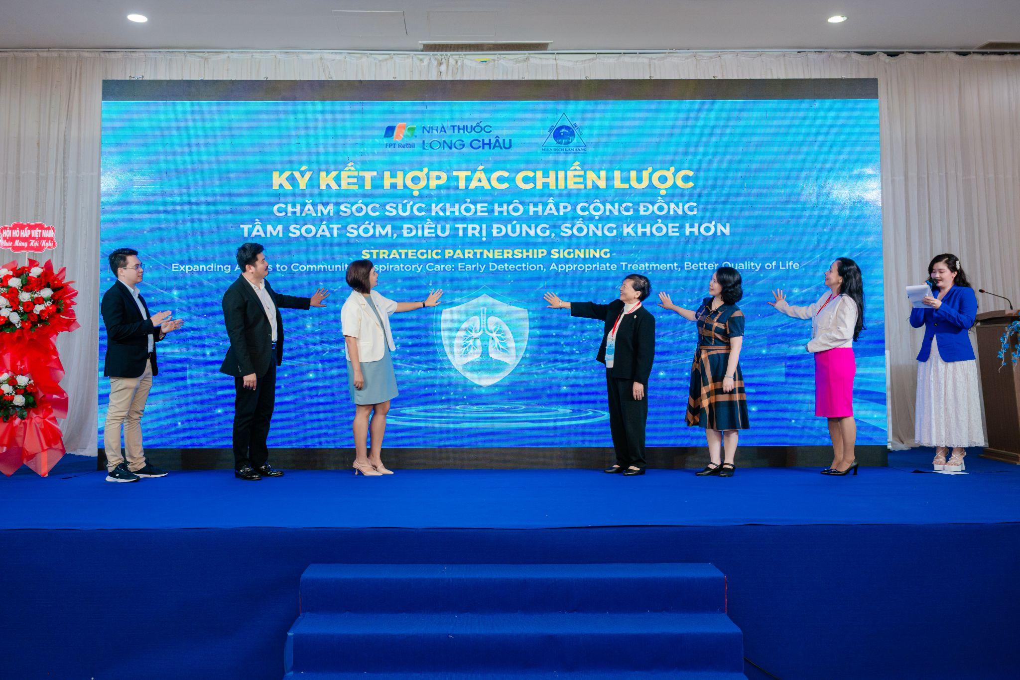 Long Châu cùng Hội Hen - Dị ứng - Miễn dịch lâm sàng TP.HCM kết nối chuyên môn, mở rộng chương trình chăm sóc hô hấp cộng đồng - 4