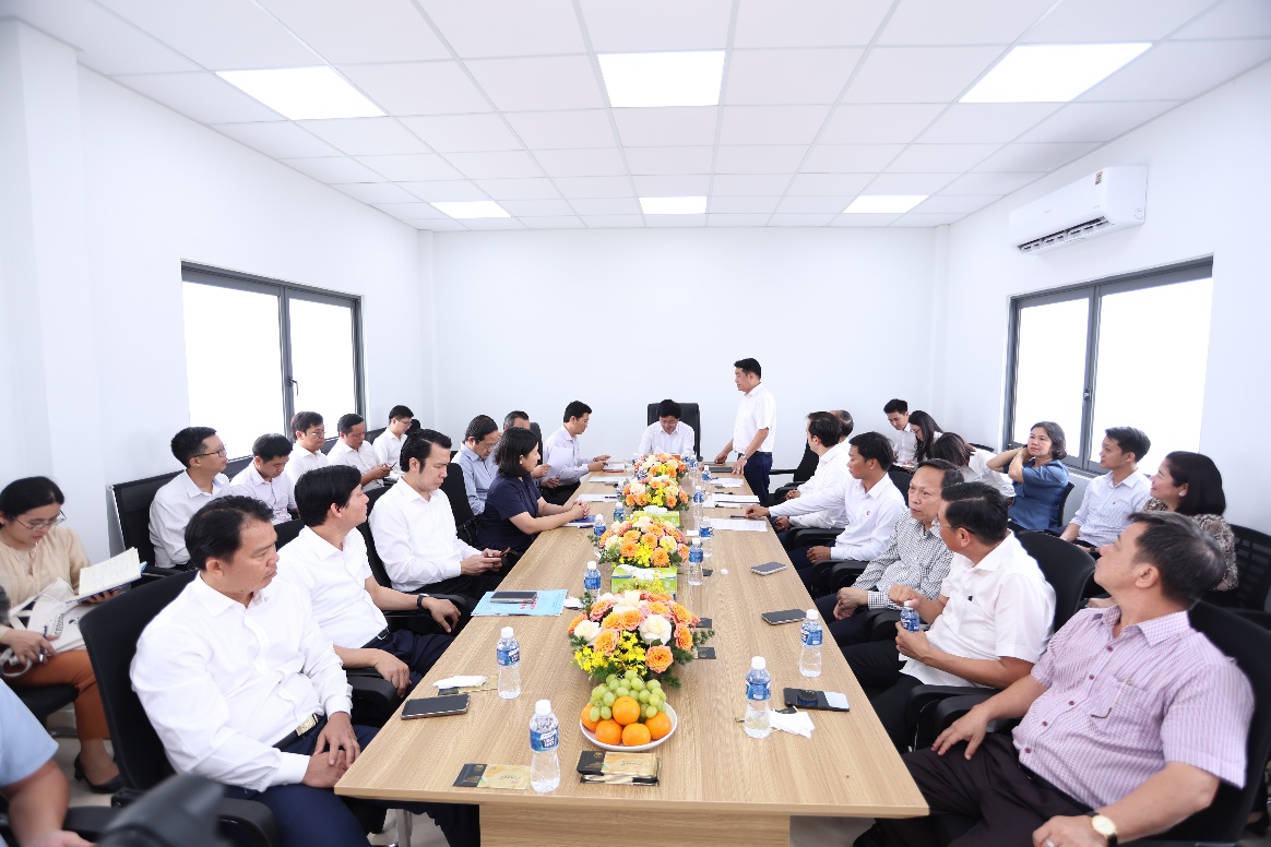 Lãnh đạo Tây Ninh khảo sát tiến độ Dự án chăn nuôi công nghệ cao DHN Tây Ninh 2 - 4