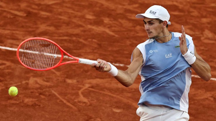 Sao Ý lập kỷ lục "hành xác" ở Roland Garros, Nadal - Djokovic cũng phải "ngả mũ" - 2