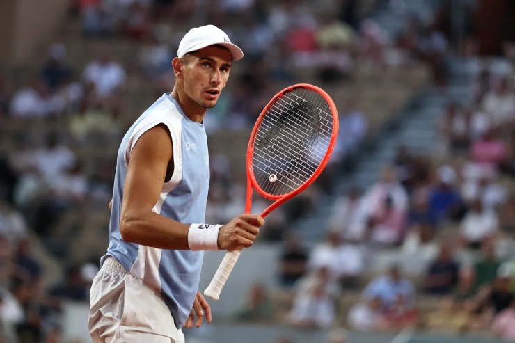 Sao Ý lập kỷ lục "hành xác" ở Roland Garros, Nadal - Djokovic cũng phải "ngả mũ" - 1