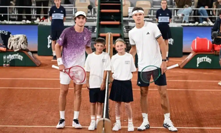 "Rafa mới" và Fonseca nhận cú sốc, bài học xương máu ở Roland Garros - 2