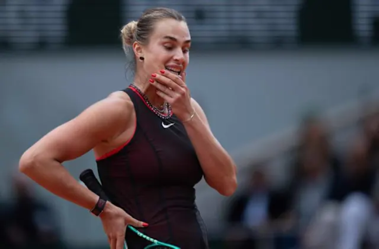 Sabalenka đòi bỏ tennis vì cú sốc Roland Garros: "Hố đen tâm lý" nuốt chửng tham vọng - 1