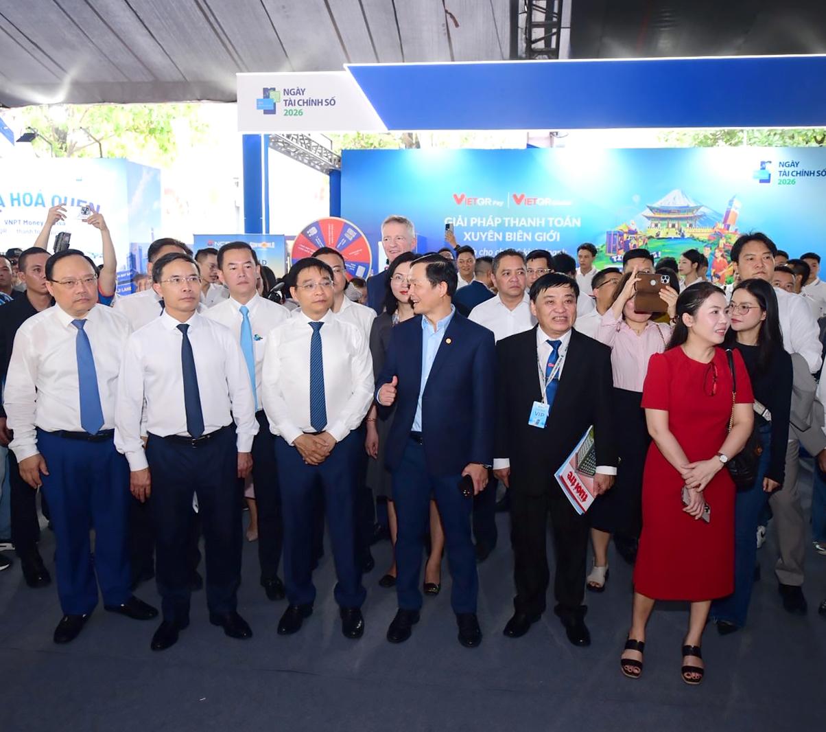 Gian hàng của SACOMBANK thu hút khách quốc tế tại Lễ hội Tài chính số 2026 - 1