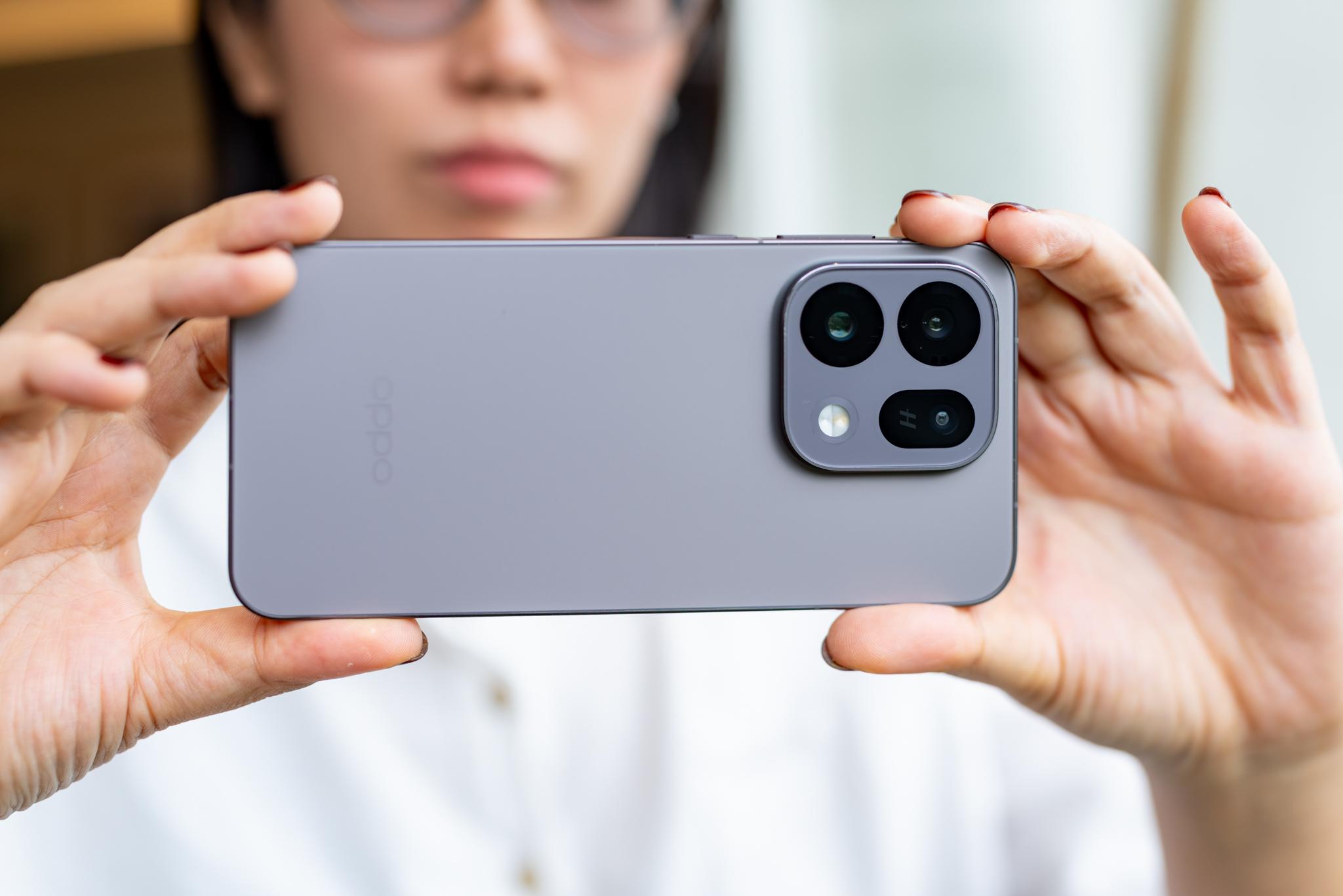 OPPO Find X9s: Chiếc flagship nhỏ gọn cho những chuyến đi nhiều cảm xúc - 2