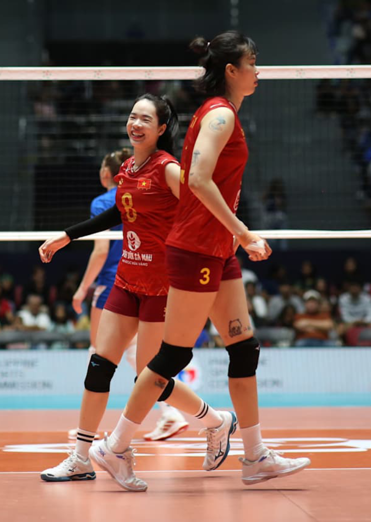 Thanh Thúy ghi 105 điểm, cùng Kim Thoa đứng đầu bóng chuyền nữ châu Á - 2