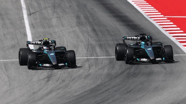 Đua xe F1, Barcelona-Catalunya GP: Hamilton đạt cột mốc mới cùng Ferrari - 2