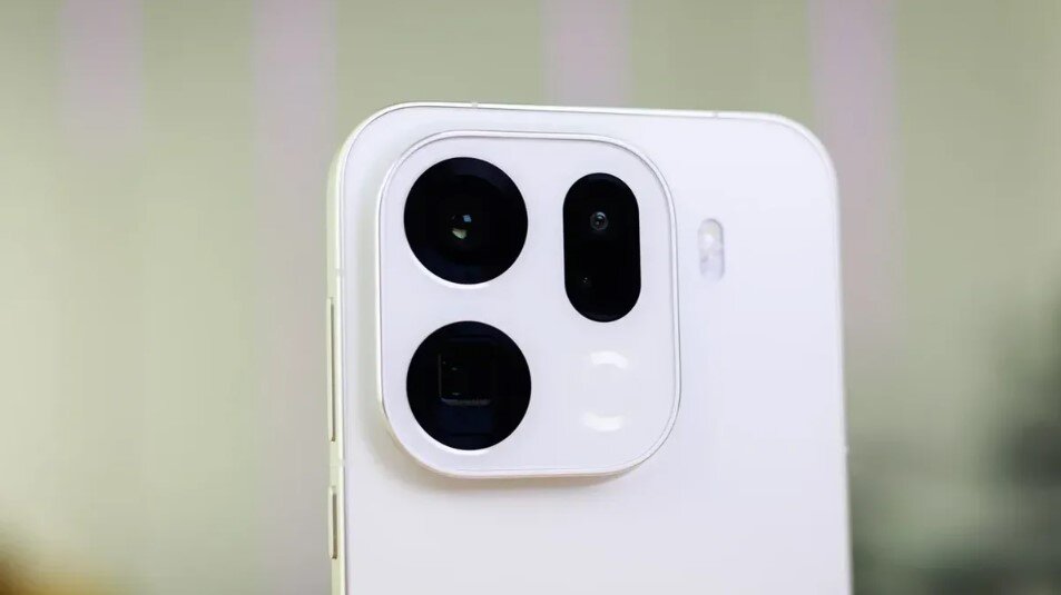 Không phải Galaxy S27 Pro, đây mới là đối thủ thực sự của iPhone 18 Pro - 1