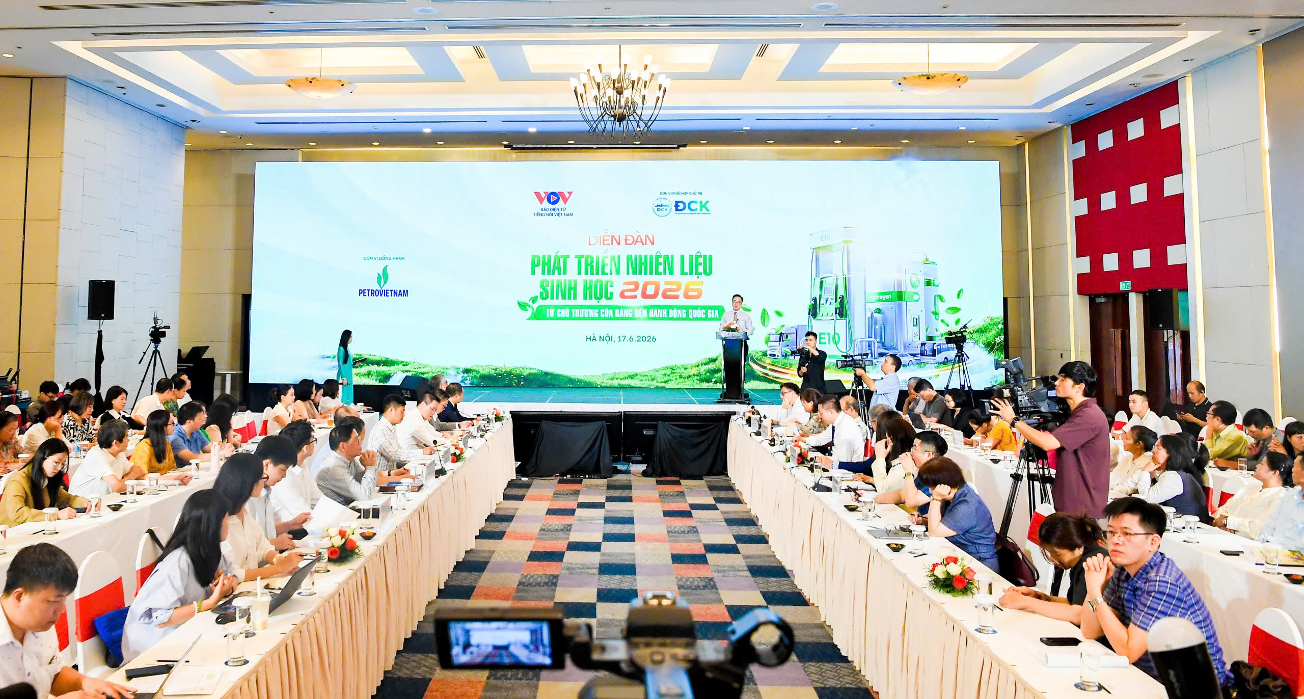 Cần ưu tiên đầu tư công nghệ chế biến phế phẩm nông nghiệp thành xăng sinh học - 1