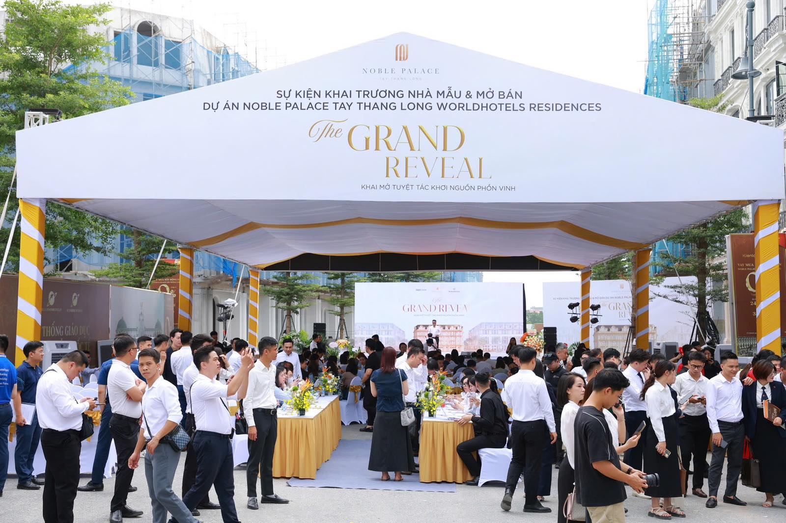 Hàng trăm khách hàng dự lễ ra mắt nhà mẫu và mở bán Noble Palace Tay Thang Long WorldHotels Residences - 2