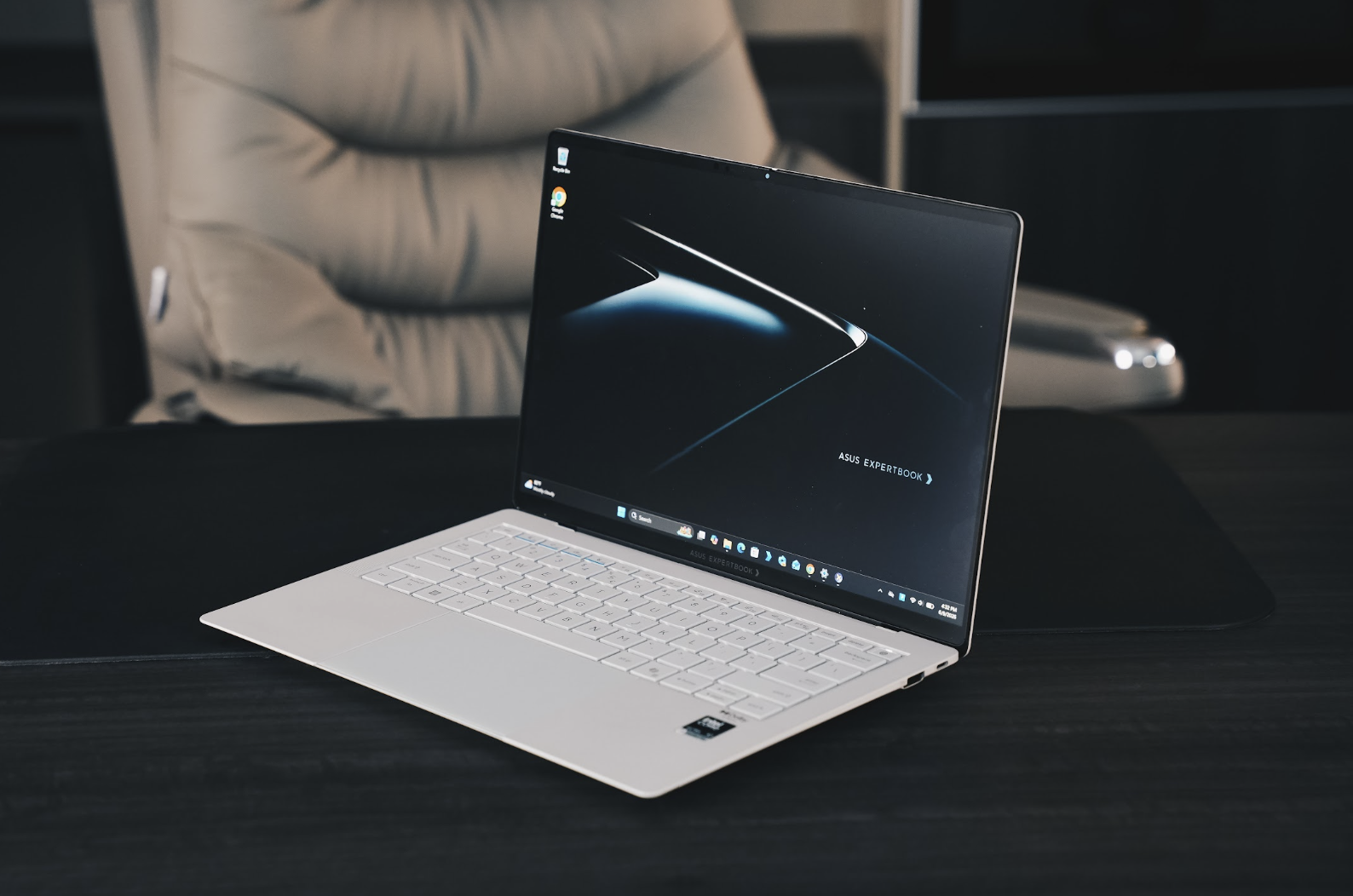 Chi 100 triệu đồng cho một chiếc laptop: Các CEO công nghệ đang tìm kiếm giá trị gì? - 2