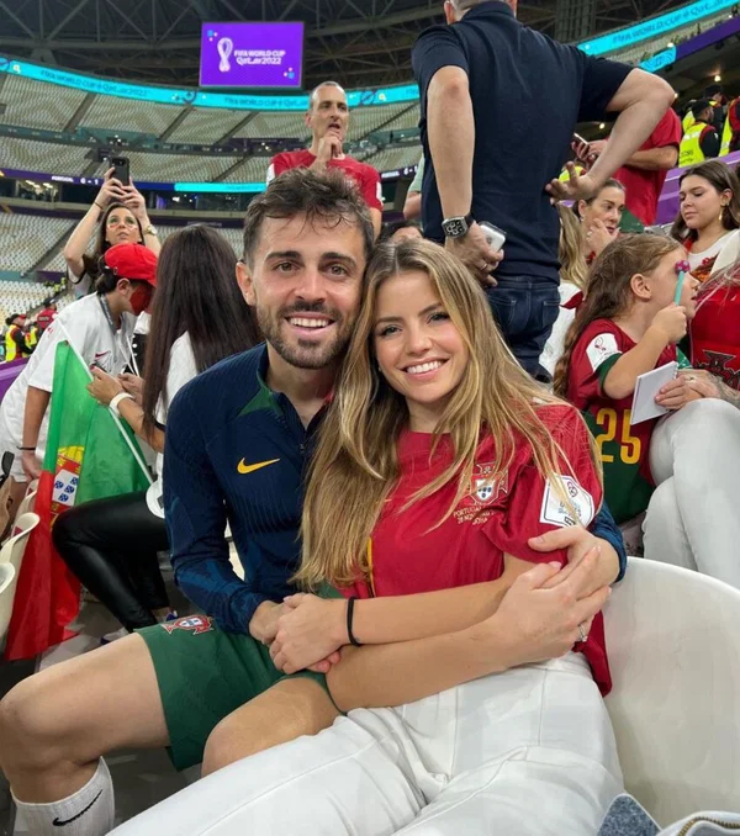 Mỹ nhân đọ sắc "tiếp lửa" Ronaldo & Bồ Đào Nha đấu Uzbekistan ở World Cup - 4