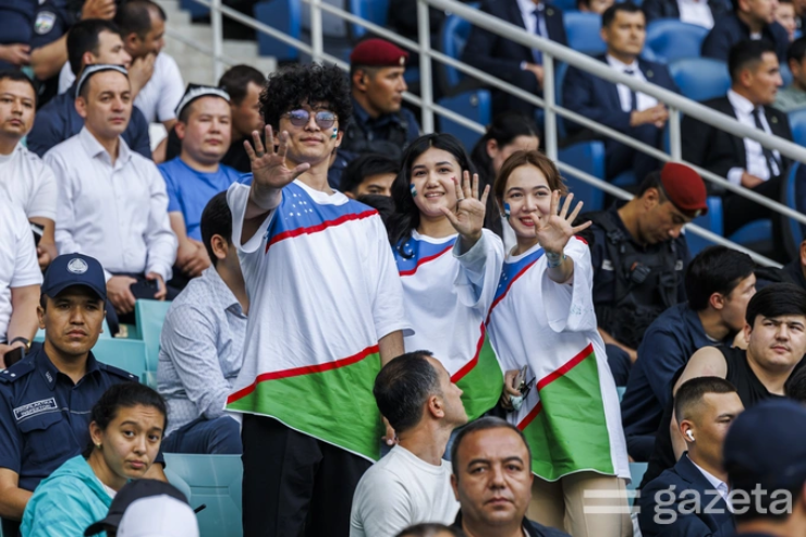 Mỹ nhân đọ sắc "tiếp lửa" Ronaldo & Bồ Đào Nha đấu Uzbekistan ở World Cup - 2