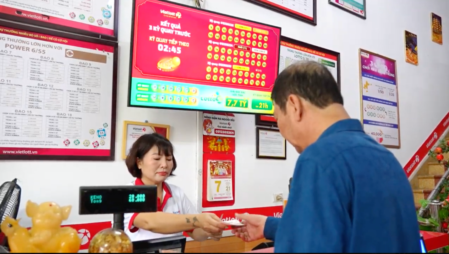 Chủ điểm tại Bắc Ninh: Vietlott ra mắt xổ số Lotto 5/35 giúp điểm bán có nhiều người chơi hơn - 3