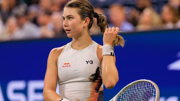Mỹ nhân Andreeva dẫn đầu top 10 "nữ sinh" hứa hẹn "phá đảo" Wimbledon - 2
