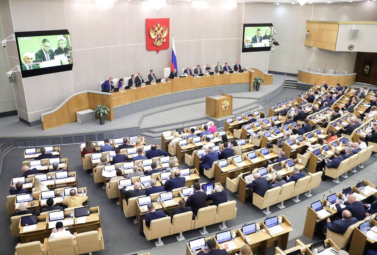 Nga: Ông Putin ký sắc lệnh về nhập tịch cho dân Ukraine; Quốc hội họp bất thường - 1