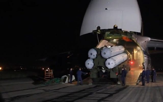 Thông tin mới vụ tên lửa S-300 của Nga khai hỏa về phía tiêm kích Israel ở Syria - 1