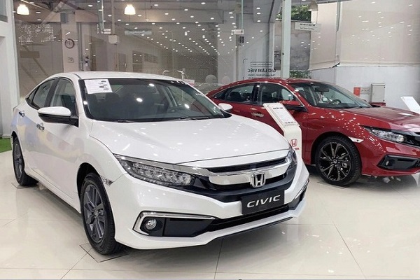 Giá xe Honda Civic lăn bánh tháng 08/2022, đánh giá chi tiết dòng xe - 2