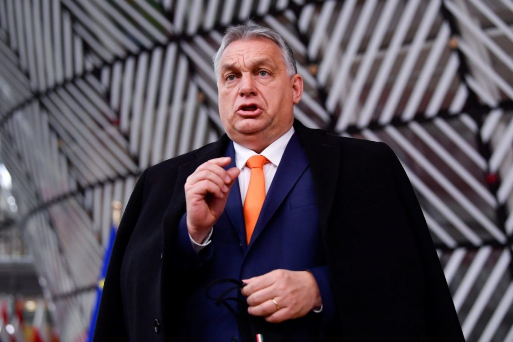Thủ tướng Hungary: EU không có quyền ra lệnh - 1