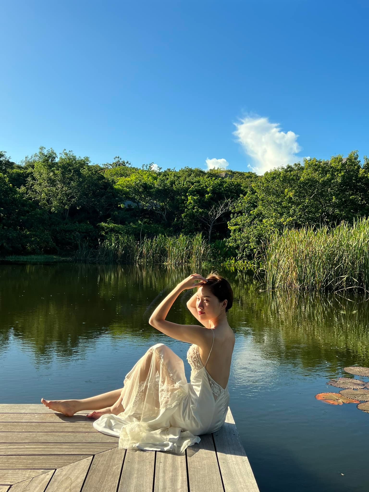 "MC 3000 chữ" đăng ảnh tập yoga khiến dân mạng trầm trồ vì điều này - 4