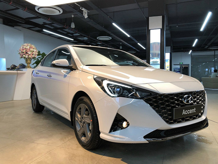 Đại lý giảm giá Hyundai Accent, tạo đà "vượt mặt" Toyota Vios - 1