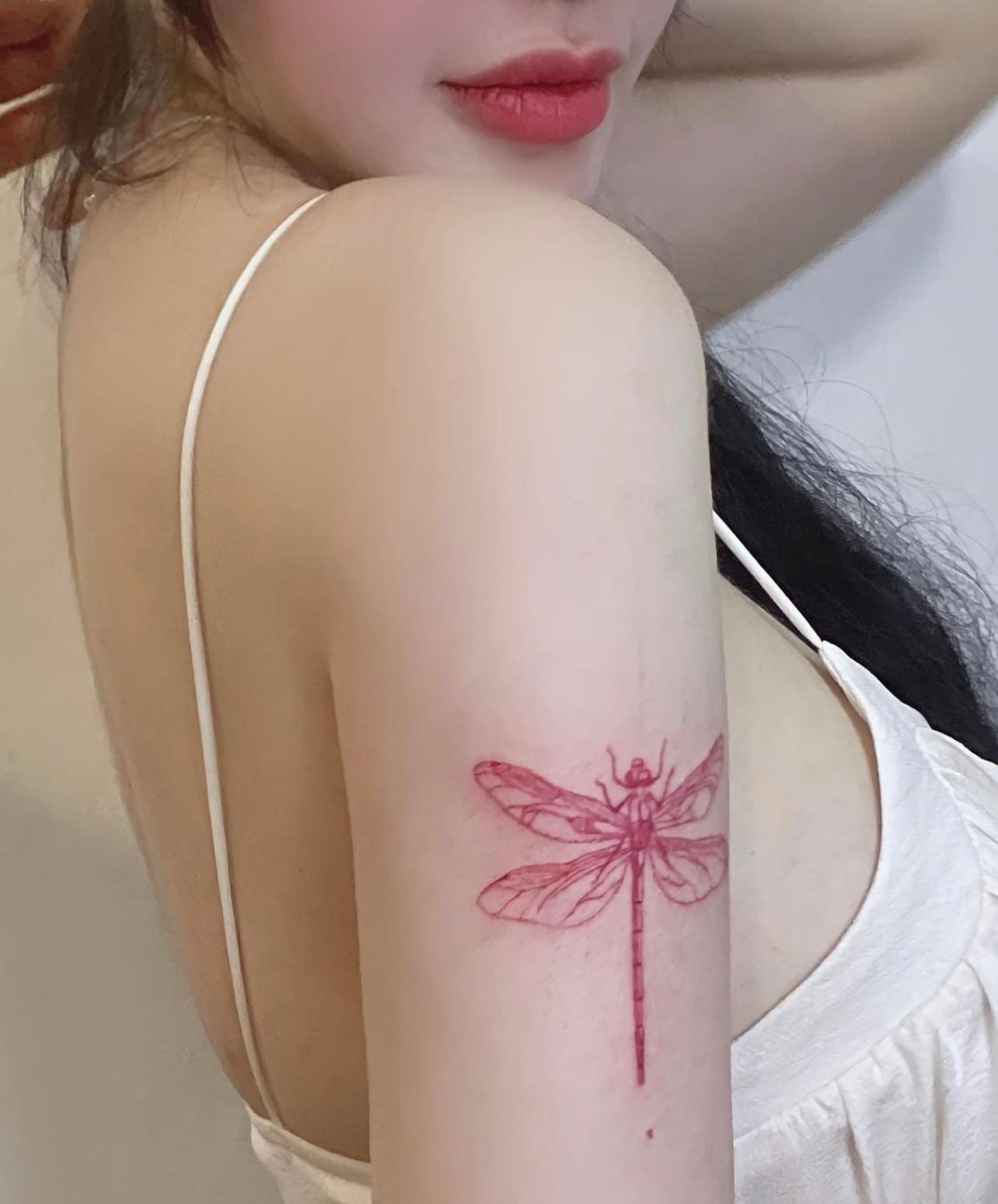 Elly Trần mặc tôn hình xăm độc đáo, tăng thêm sức hấp dẫn - 3