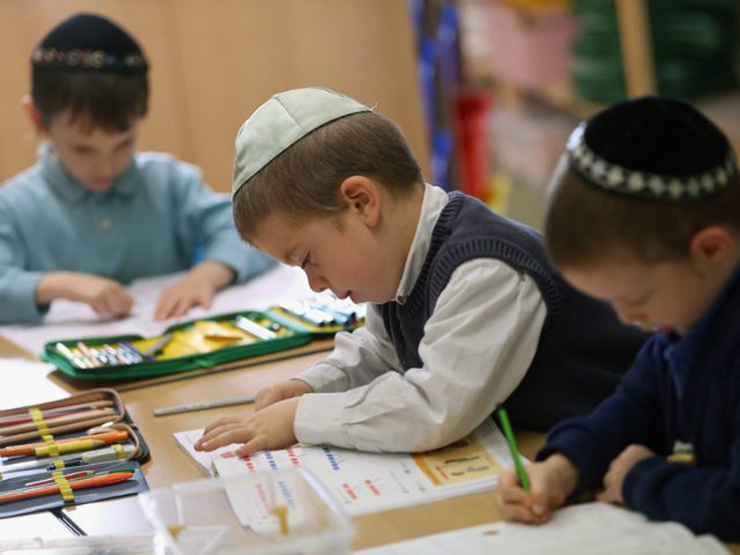 Vì sao bố mẹ người Do Thái luôn hỏi: “Hôm nay con đã hỏi gì ở trường?” - 4
