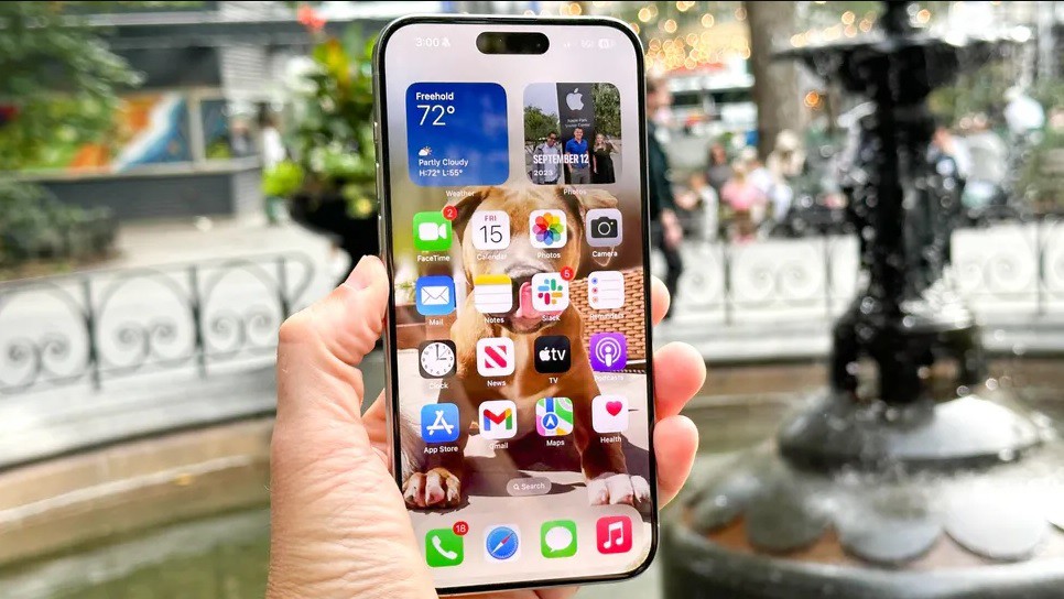 Tuổi thọ pin thực tế của dòng iPhone 15 là bao lâu? - 2