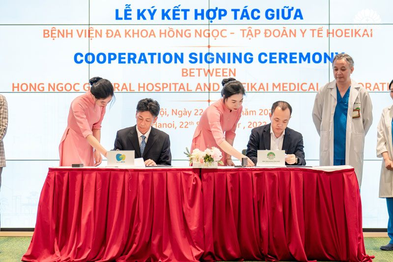 Chuyển giao công nghệ nhãn khoa Nhật Bản ICL - Phương pháp phẫu thuật tật khúc xạ ưu việt nhất thế giới - 2
