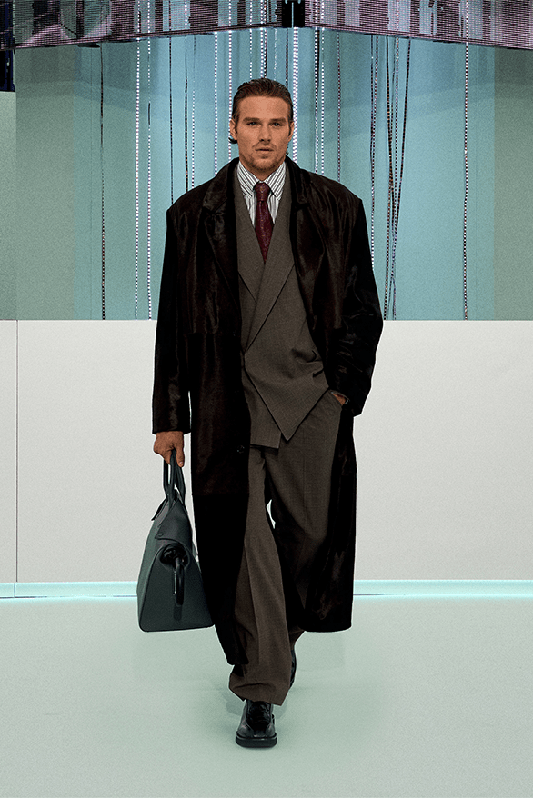 BOSS lăng xê thời trang "trí tuệ nhân tạo" - 9