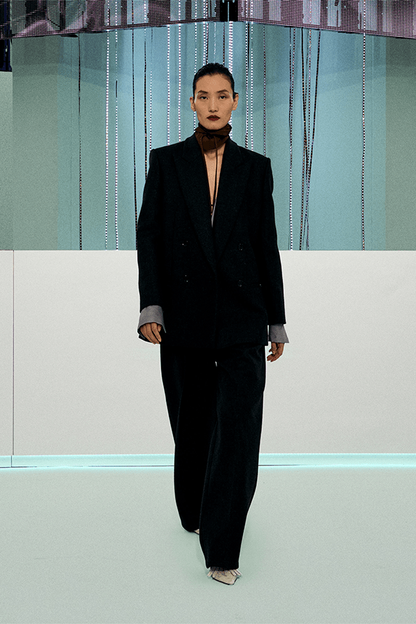 BOSS lăng xê thời trang "trí tuệ nhân tạo" - 8