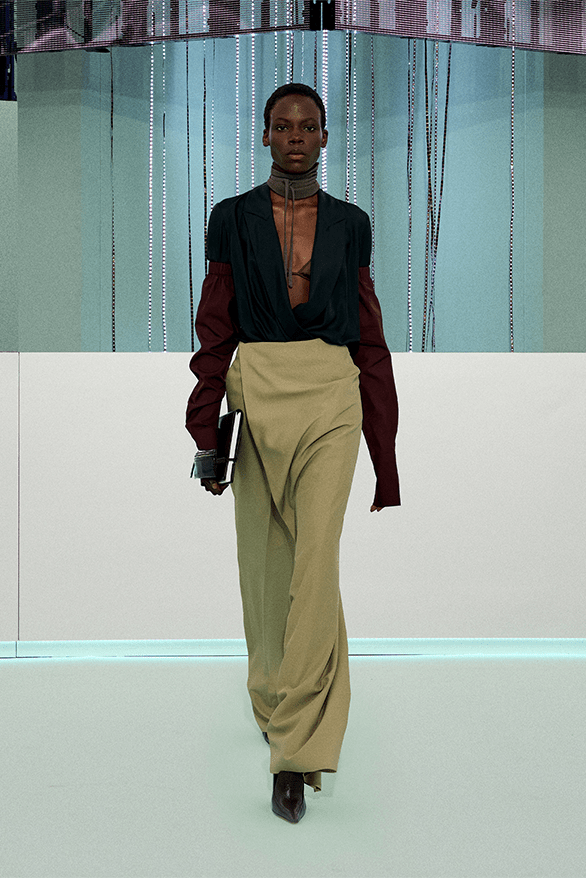 BOSS lăng xê thời trang "trí tuệ nhân tạo" - 14