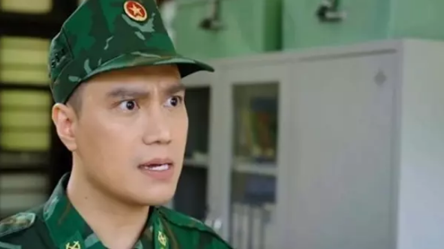 Việt Anh gây tranh cãi, "lép vế" so với các vai phụ vì một thói quen cũ - 1