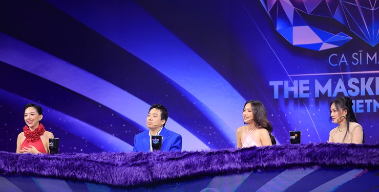 Thỏ Xỏ Khuyên lộ diện tại &#34;Ca sĩ mặt nạ&#34; vào đúng dịp Trung thu - 2