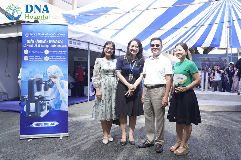 Bệnh viện Quốc tế DNA thu hút hàng ngàn sinh viên tại ngày hội việc làm - 1