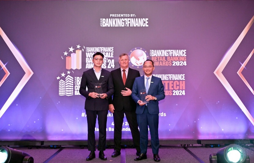 Hệ sinh thái ngân hàng số Nam A Bank tiếp tục nhận giải thưởng quốc tế - 1