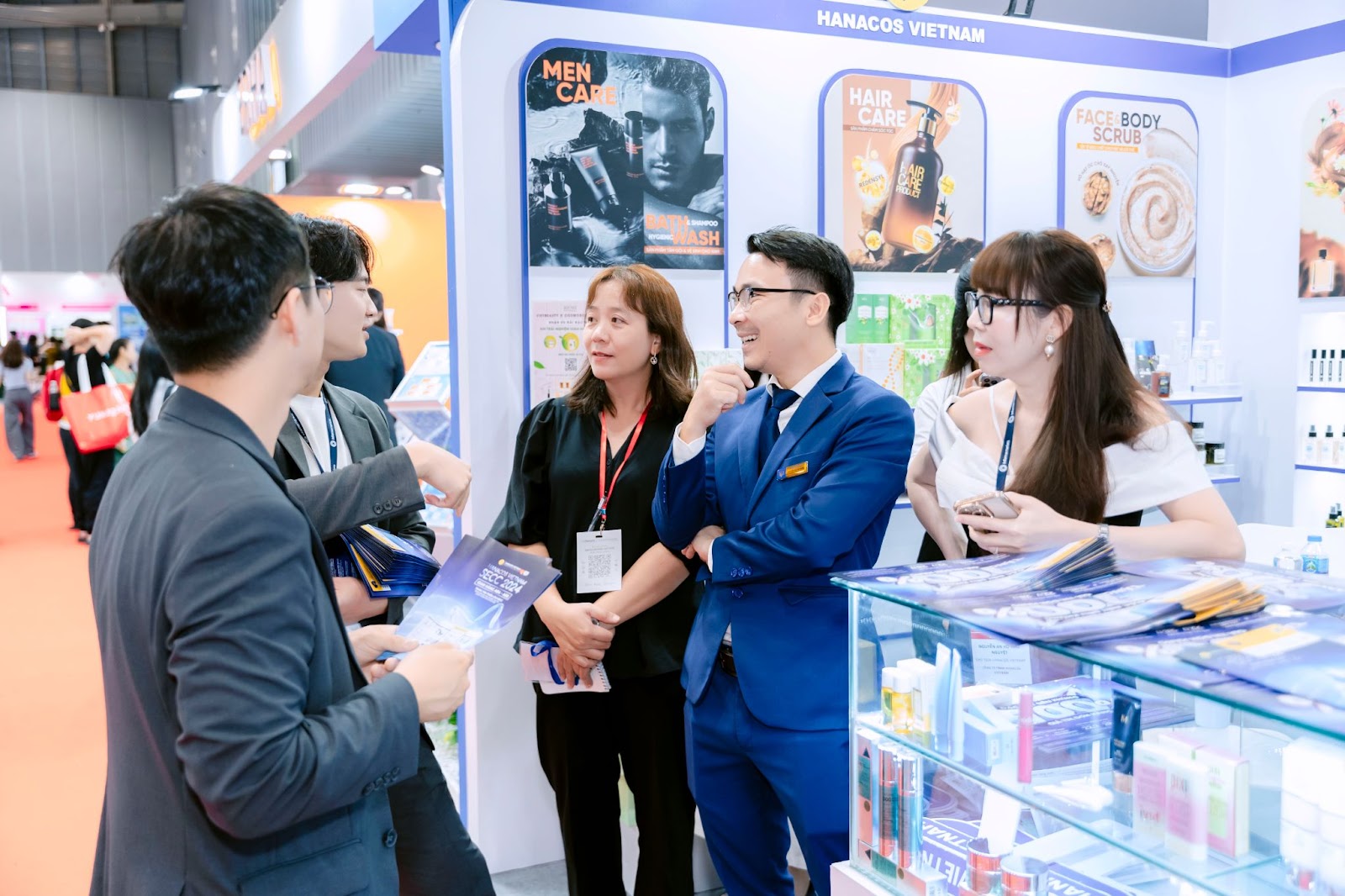 Hanacos Vietnam khuấy động thị trường làm đẹp tại triển lãm chuyên ngành Vietbeauty X Cosmobeauté Vietnam 2024 - 3