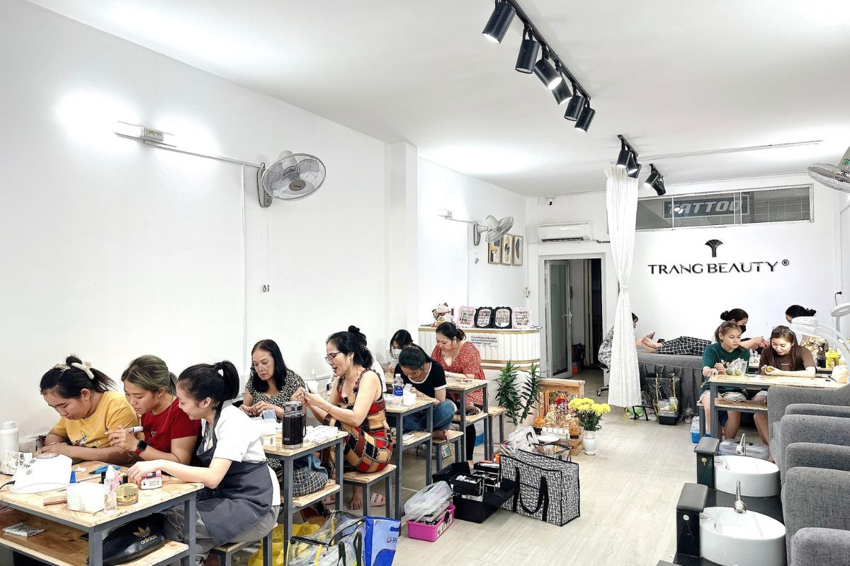 Học nail TPHCM: Khóa học chuyên nghiệp tại Trang Beauty Salon - 1