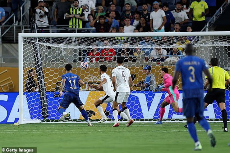 Al Hilal tạo cú sốc trước Man City, người hùng Marcos Leonardo đang kiếm tiền thế nào? - 1