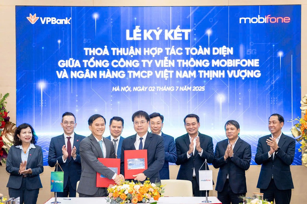 VPBank và MobiFone ký kết hợp tác chiến lược: Định hình mô hình dịch vụ tài chính – viễn thông tích hợp toàn diện - 1