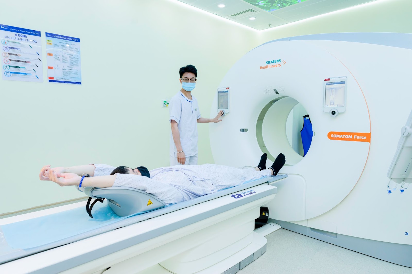 Vận hành “siêu máy CT” tại TP.HCM nhân thời khắc lịch sử “sắp xếp lại Giang Sơn”  - 2