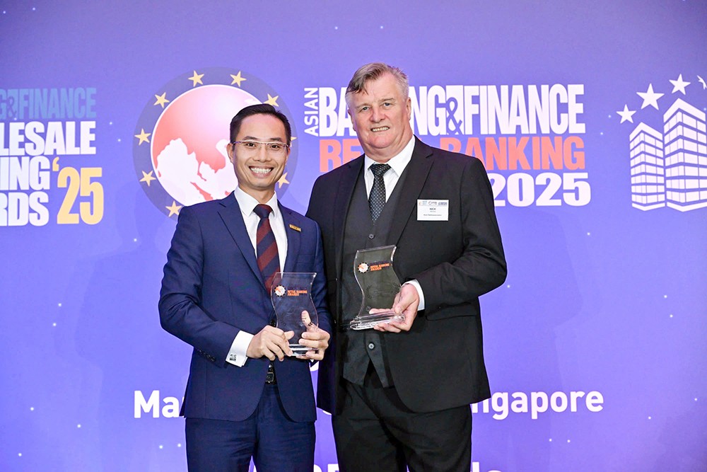 Nam A Bank nhận cú đúp giải thưởng quốc tế - 1