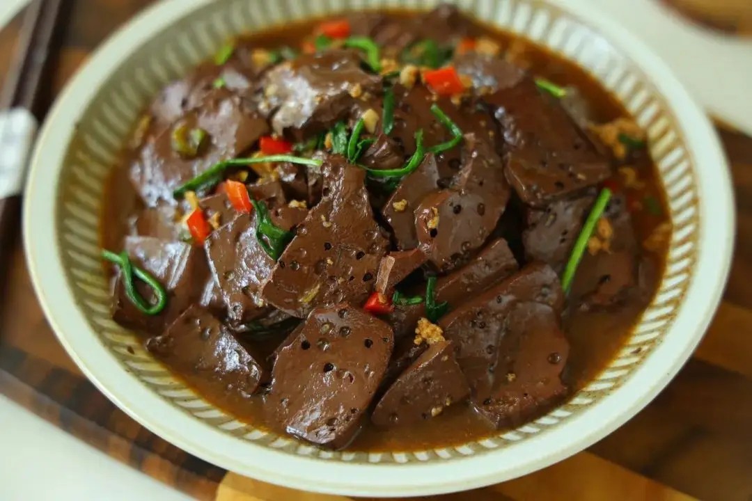 Thứ "rẻ bèo" của con heo đem xào hay nấu canh đều ngon bổ ngang thịt cá - 7