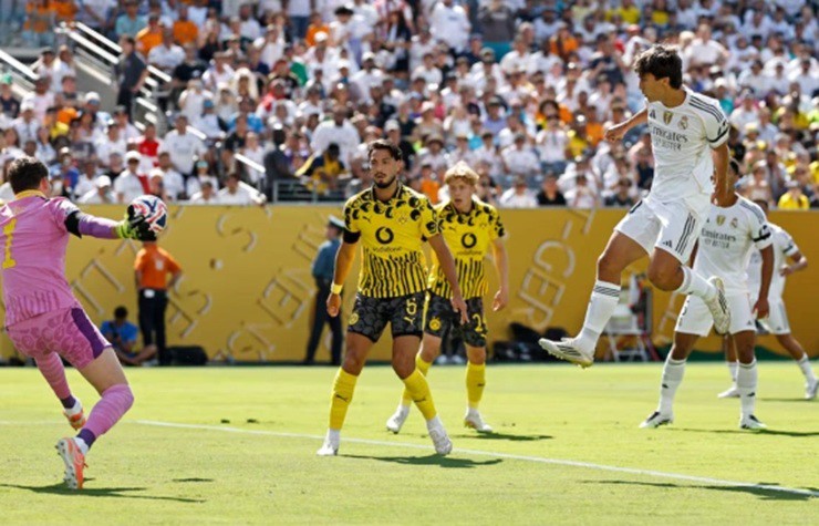 Xuất sắc nhất trận Real Madrid thắng kịch tính Dortmund, Fran Garcia đắt giá thế nào? - 1